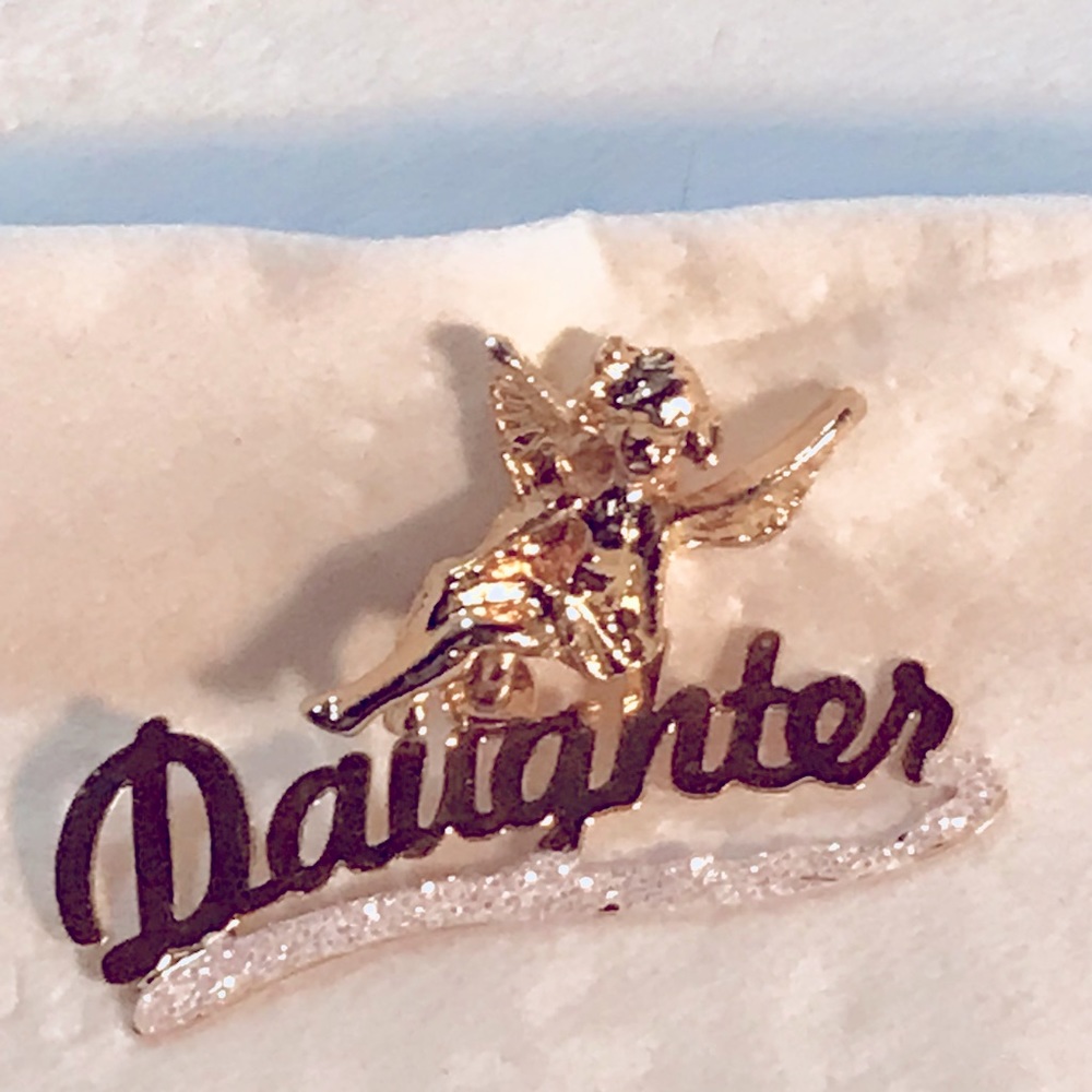 Guardian Angel pin for your daughter’s protection